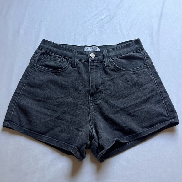JUDY BLUE faded black denim high rise jean shorts